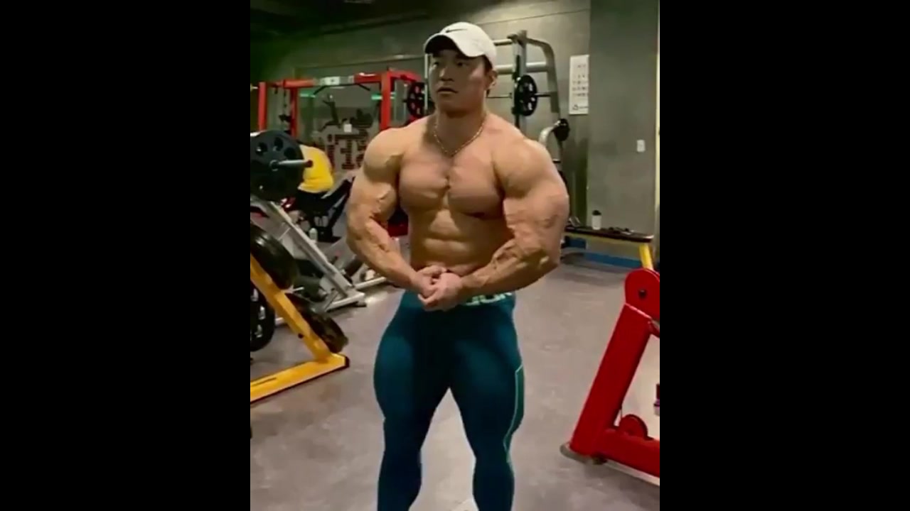 Massive Asian Musclemonster1