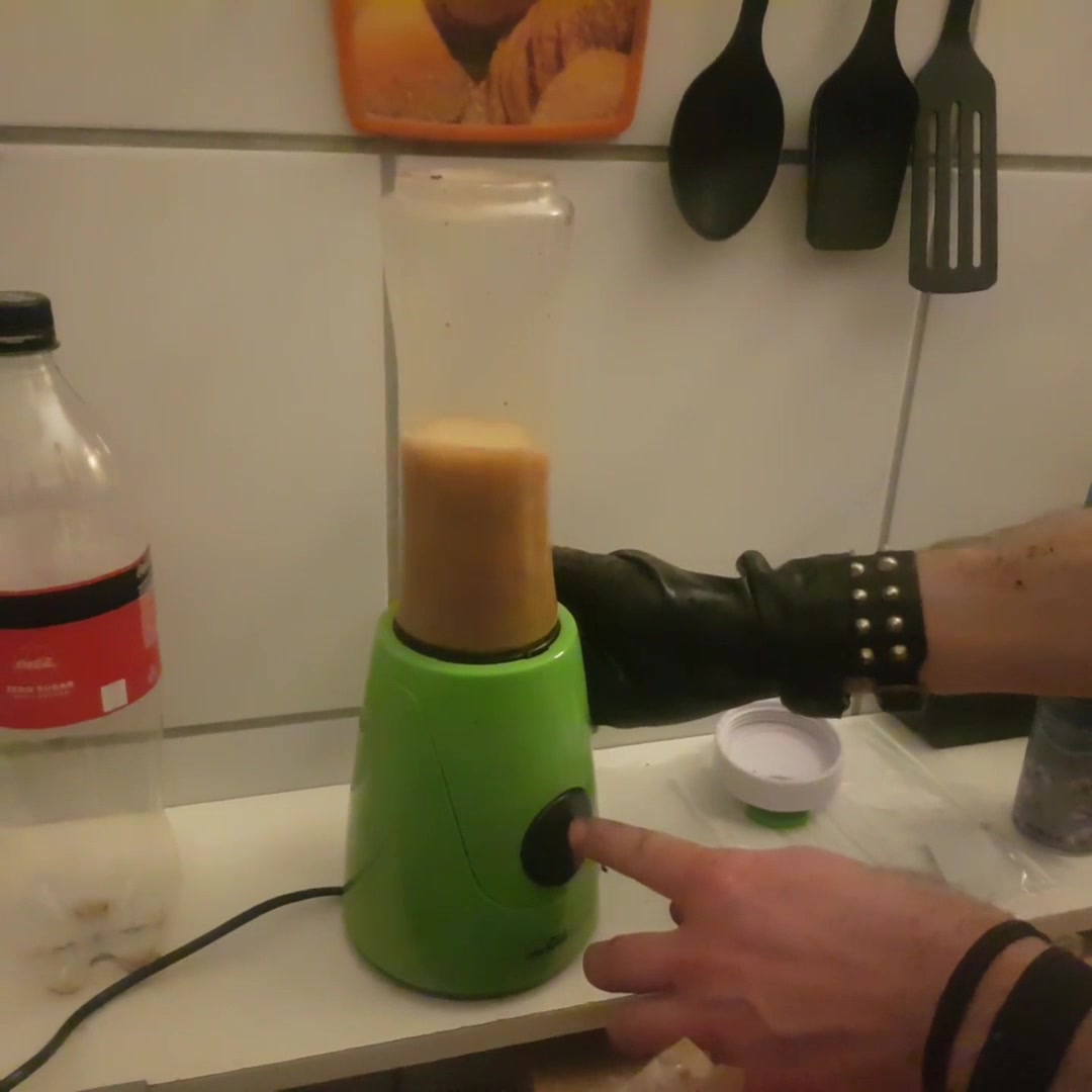Smoothie for the Rubbertoilet