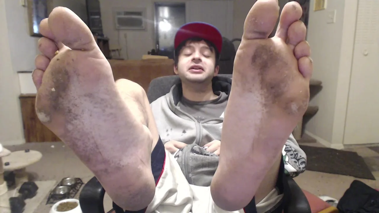 Feet Abuse - Kris Gives Verbal Foot Worship Abuse to His slaves - ThisVid.com