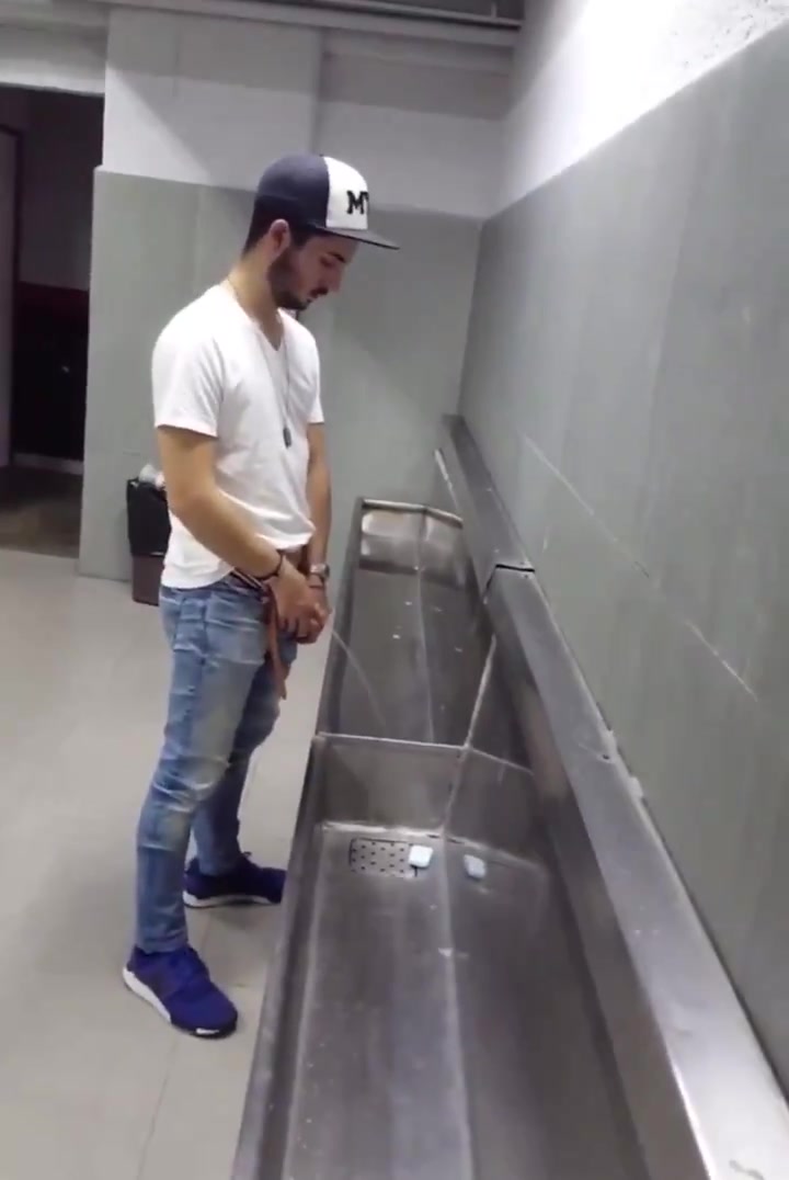 HOT GUYS PISSING AT THE URINAL - video 4