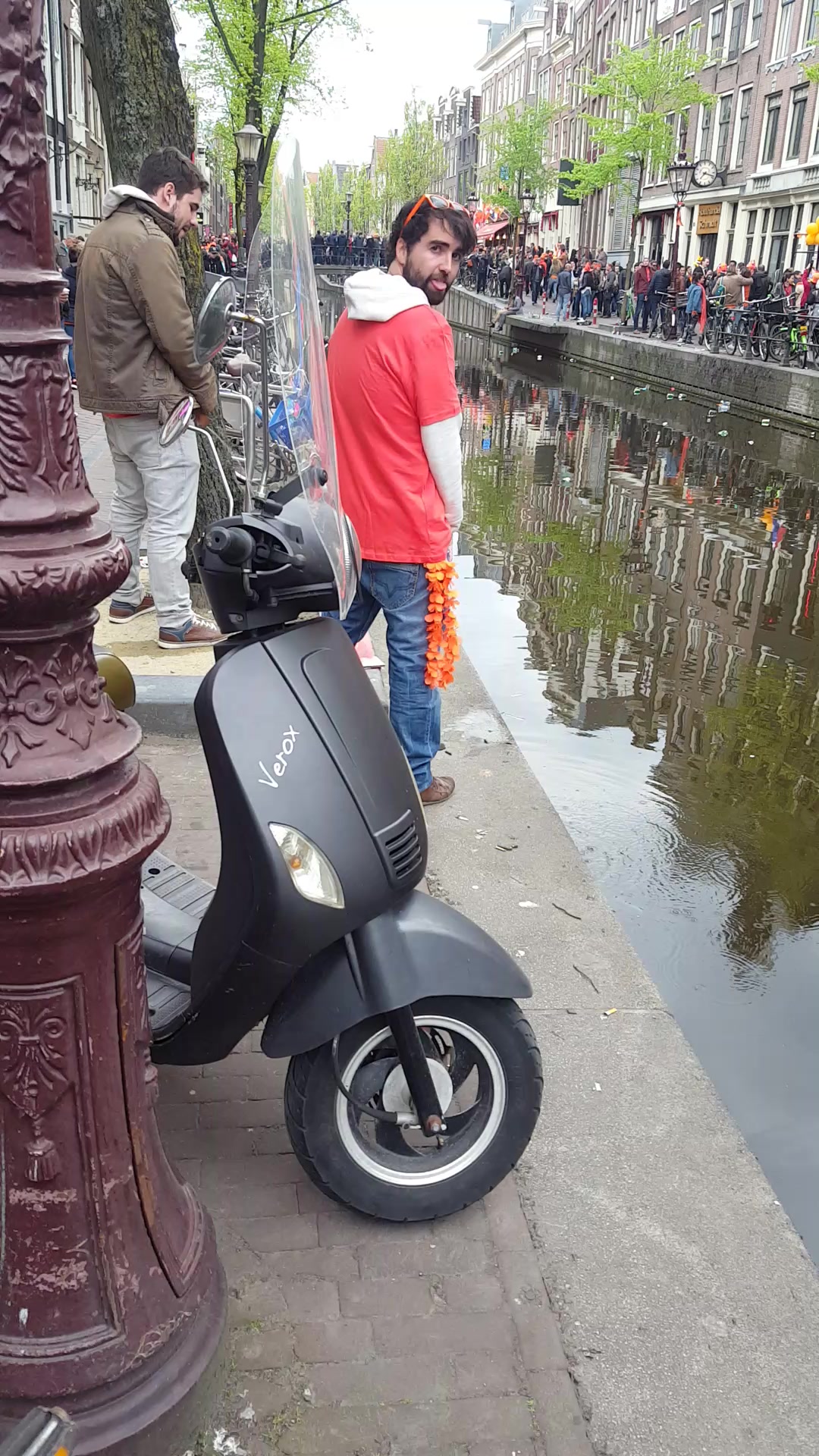 Straight guys pissing in on the street in Amsterdam