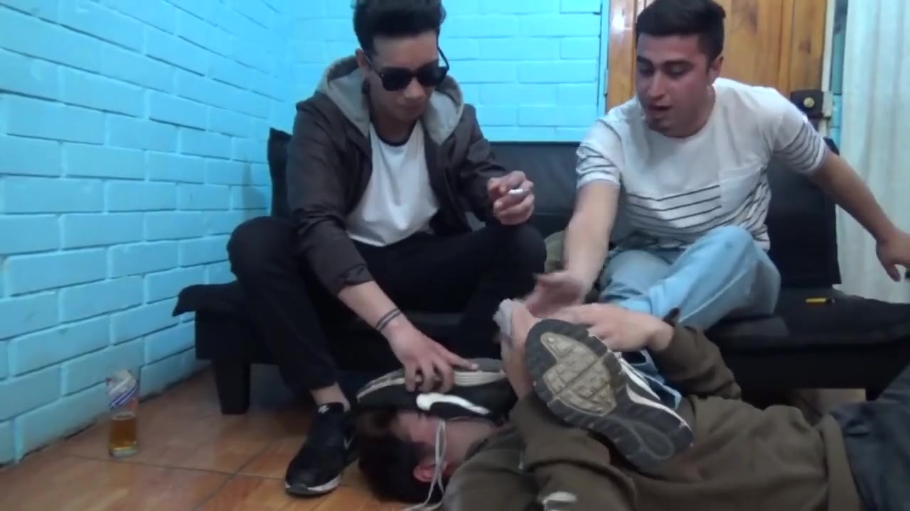 Sexy Chilean Verbal Hunks Get Their Trainers & Feet Worshipped