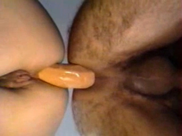 Experienced lovers bounce on double dildo