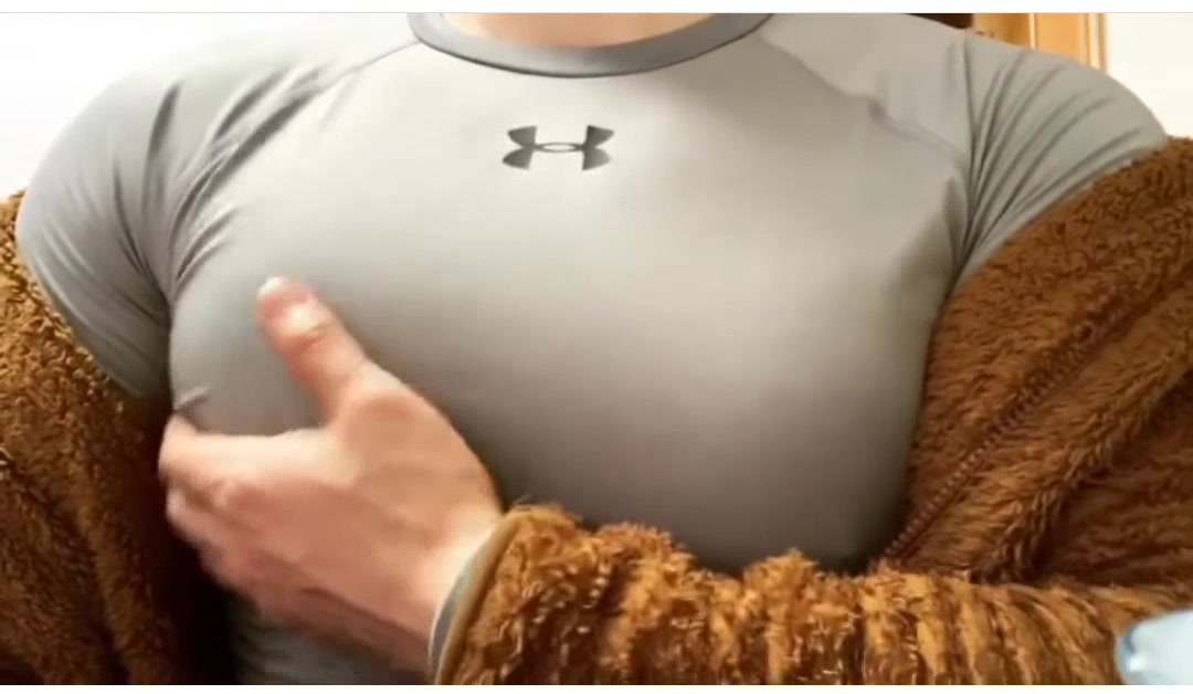 Giant Chest - video 2