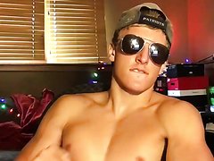 Man masturbates and cums for his webcam (A)