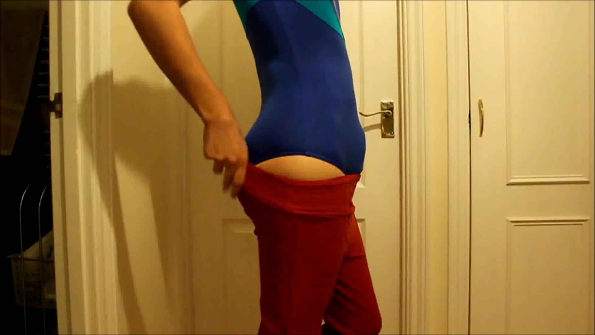 (YouTube) Lycra Boner