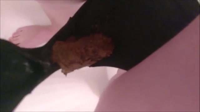 Poop panties - video 4