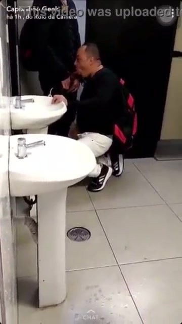 surpreendeu