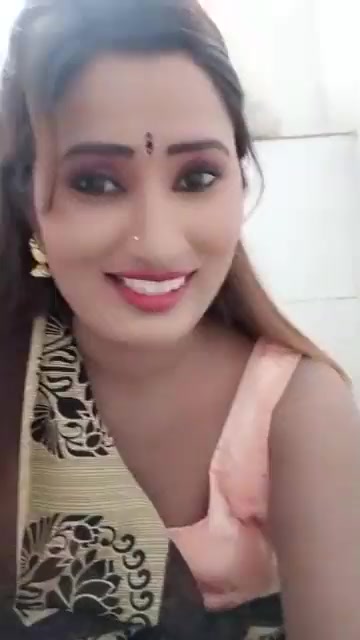 Indian celebrity pissing and farting - ThisVid.com