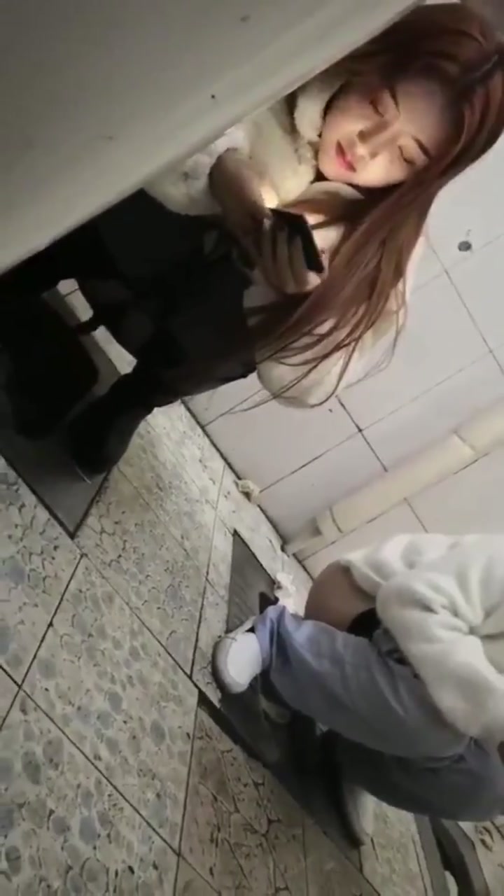 Chinese girl pooping public toilet - video 2