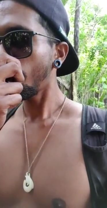 Popperbating in the woods