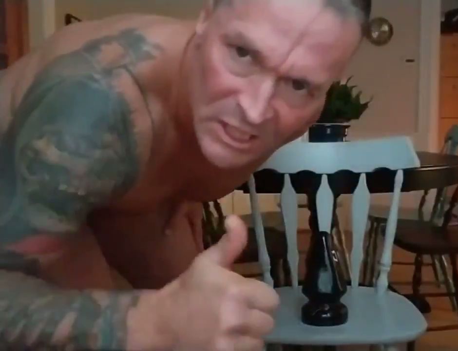 Closeted buttplug dad stretches hole to its limits