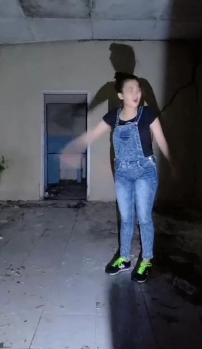 Asian girl pissing her jeans - ThisVid.com