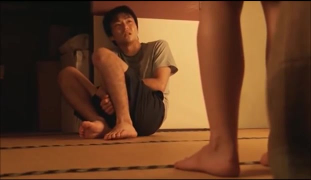 Cute Japanese Schoolgirl CUCKOLDS Her boyfriend licking mans sweat off legs