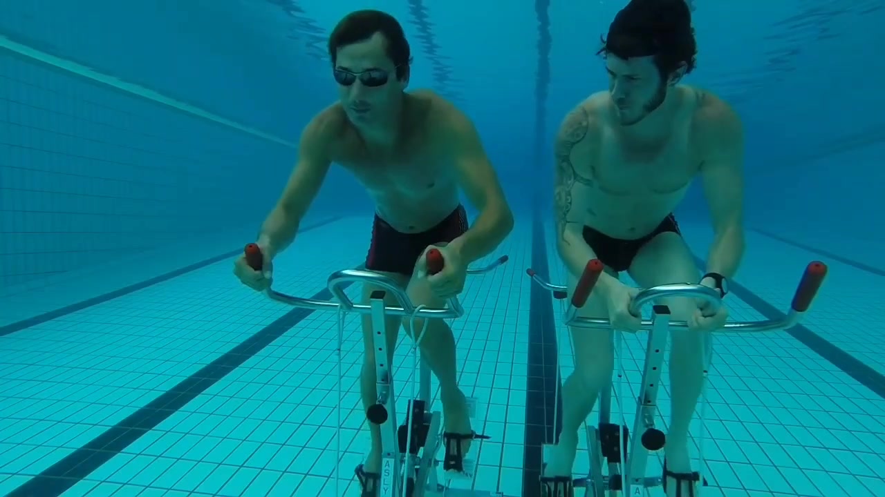 Mens underwater gym