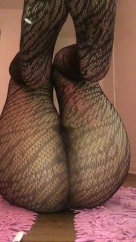 Sexy fart in pantyhose.