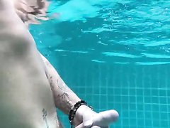 Josh and Ricky's underwater barefaced blowjob