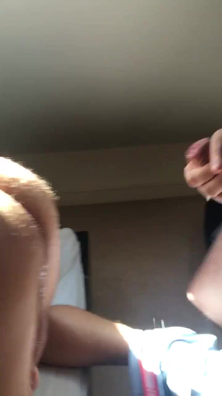 Shooting cum on butt