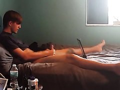 Twink Cums On His Bed