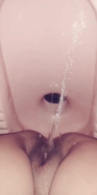 My Miss Pissing 3