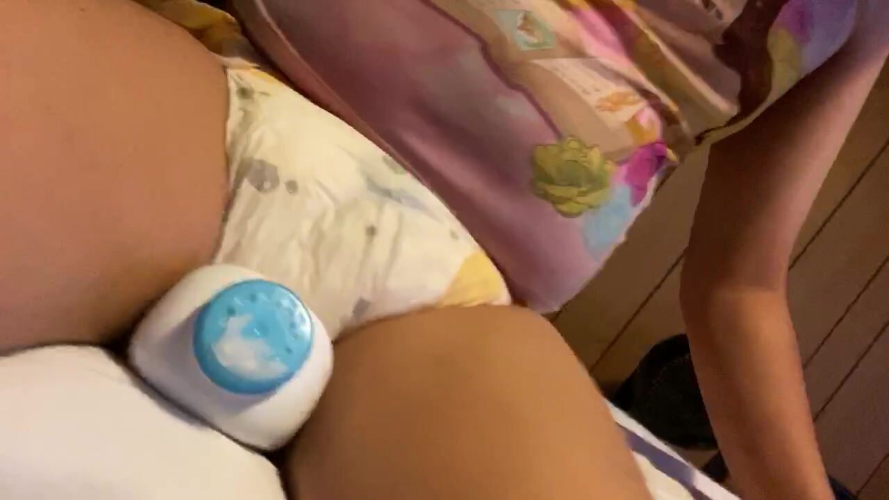 Diaper cucky Humping baby powder for mommy