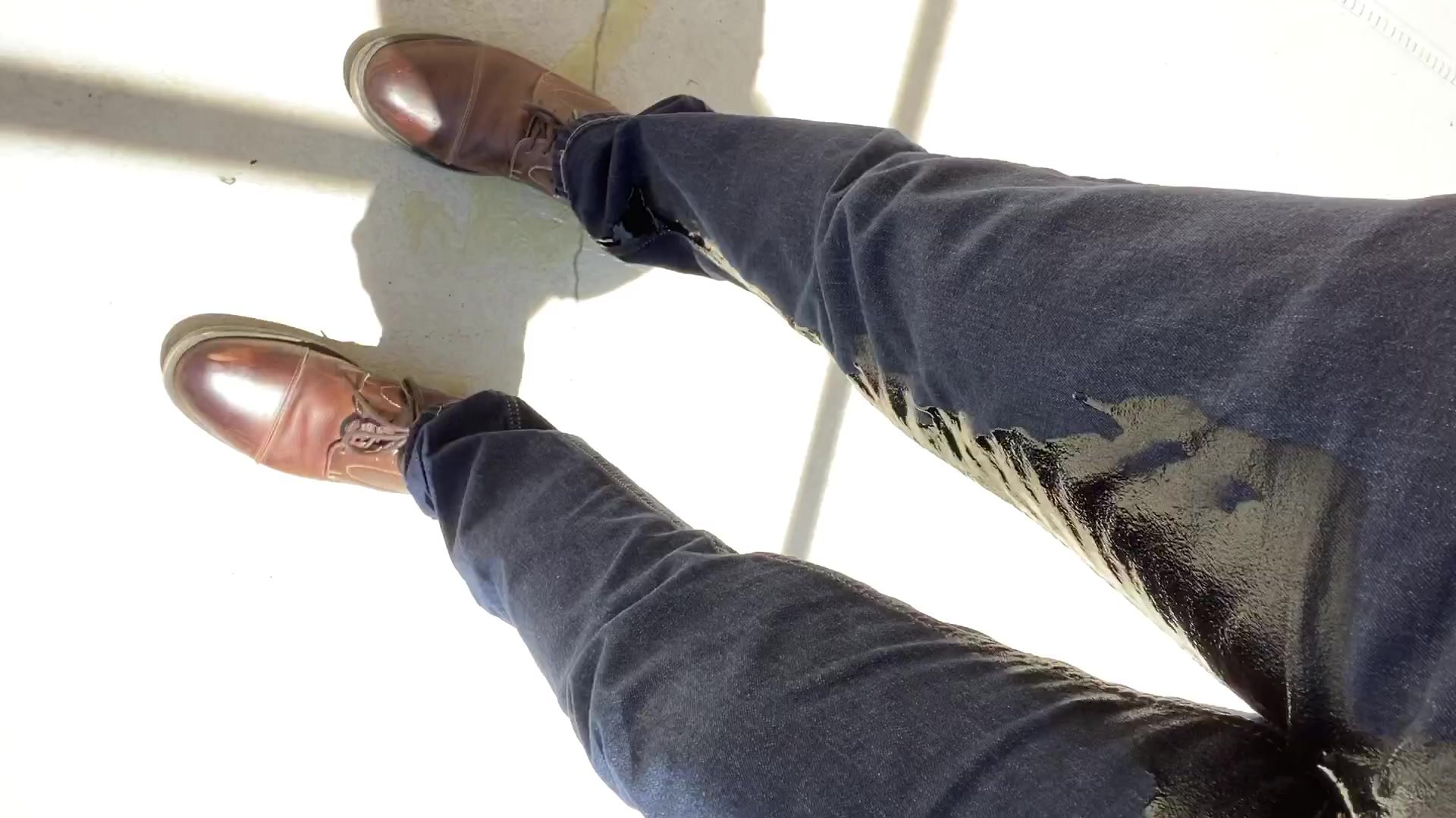 Levis - video 8