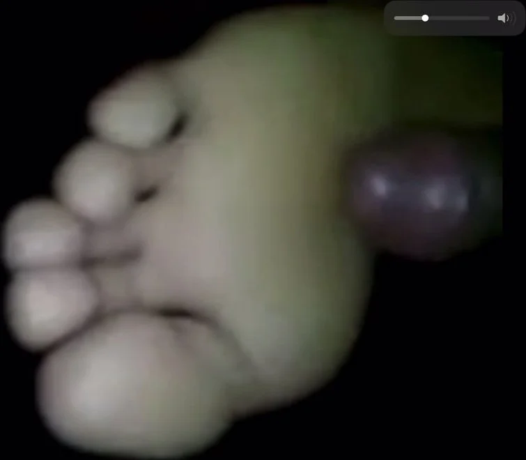 Guy Rubbing Cock On Sleeping Feet ThisVidcom