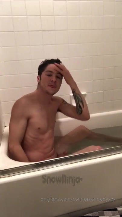 CUTE STRAIGHT BOY IN HIS BATH