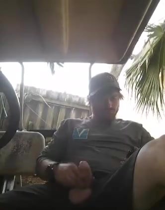 Beer drinking bro nuts out in public