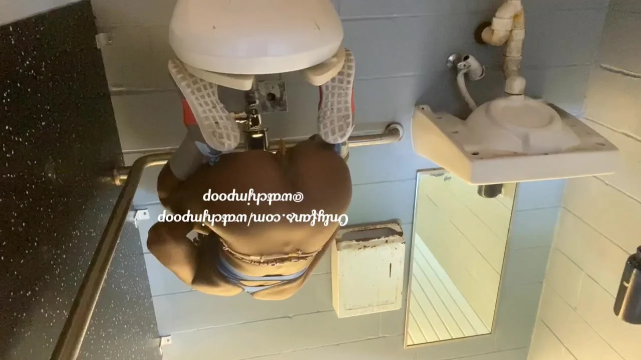 Sexy Ebony Public BR Poop ThisVidcom