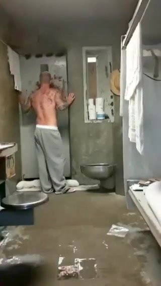 Inmate - video 2