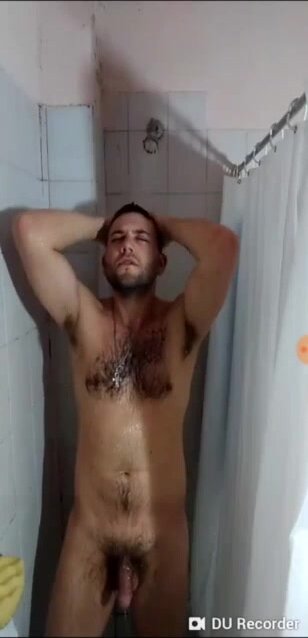 showering live