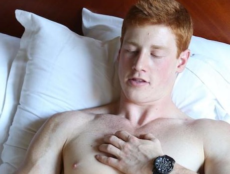 Ginger muscular twink jerking off