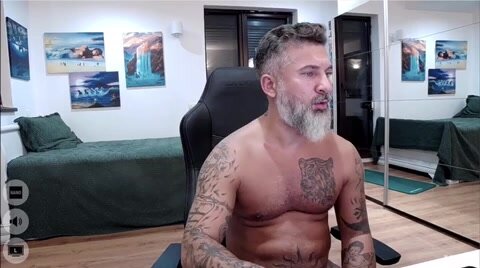 Muscle cam001