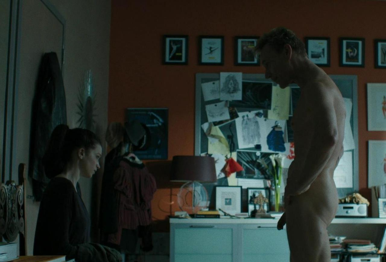 Naked men in movie: Celeb Full Frontal Nude 53 - ThisVid.com