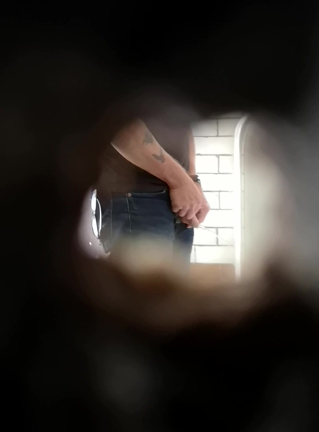 Urinal spyhole - video 2