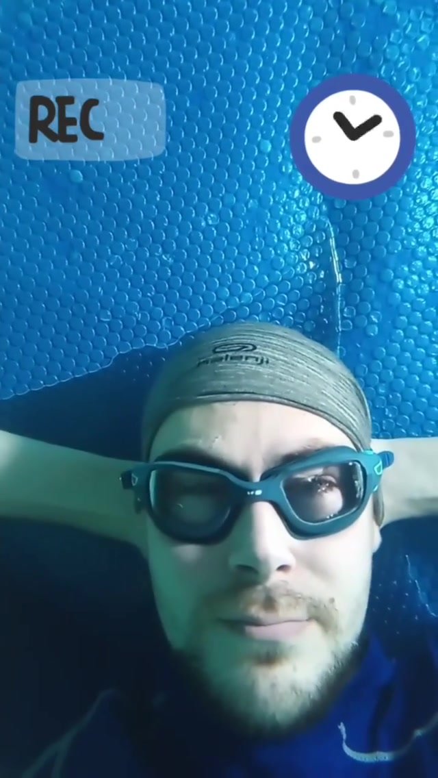 Underwater longer breathold with goggles