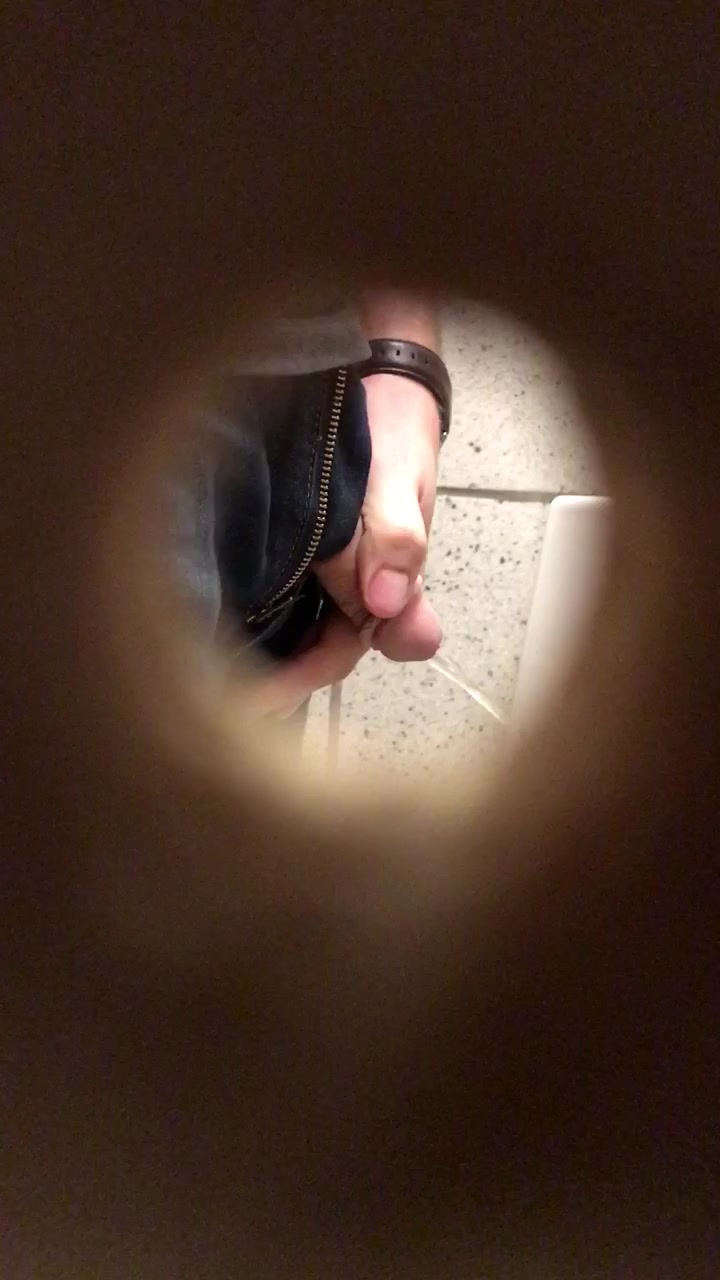 Urinal Spy - video 2