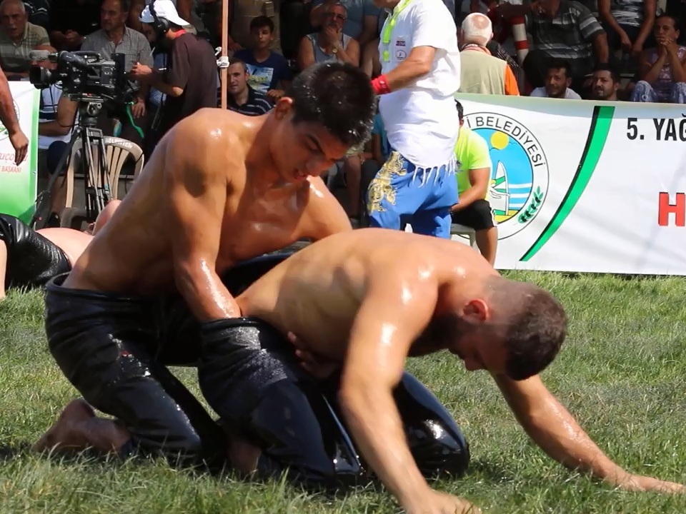 Sultans of sweat - turkish oil wrestling 32