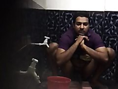 Spy Vid of Indian on Squat Toilet