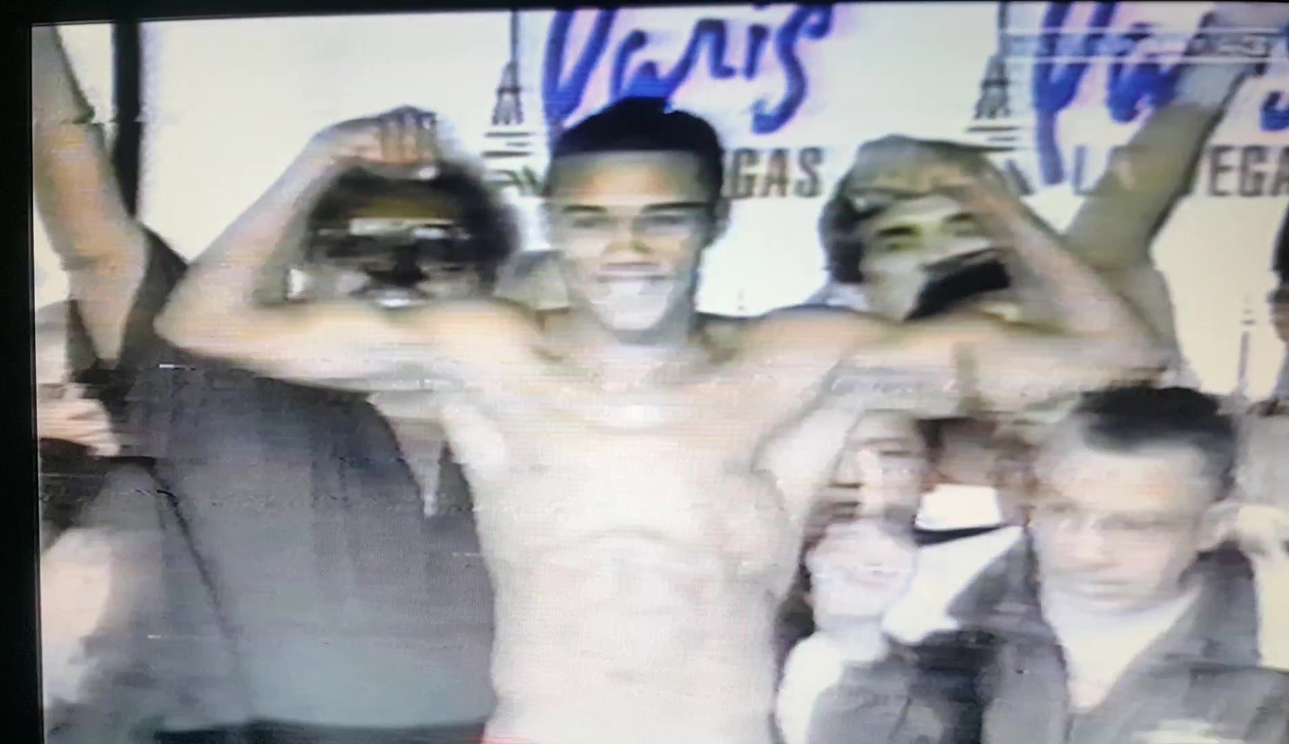 Oscar De La Hoya Weigh In '99