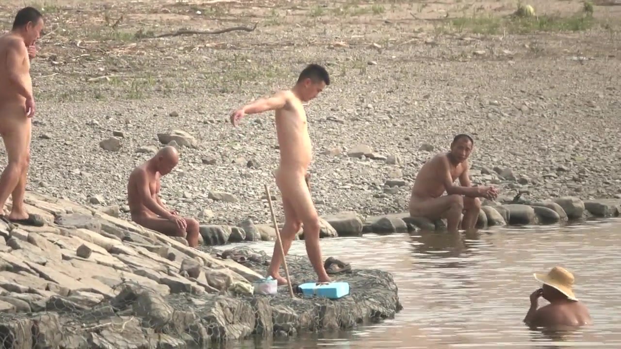 spying real chinese before COVID - video 6