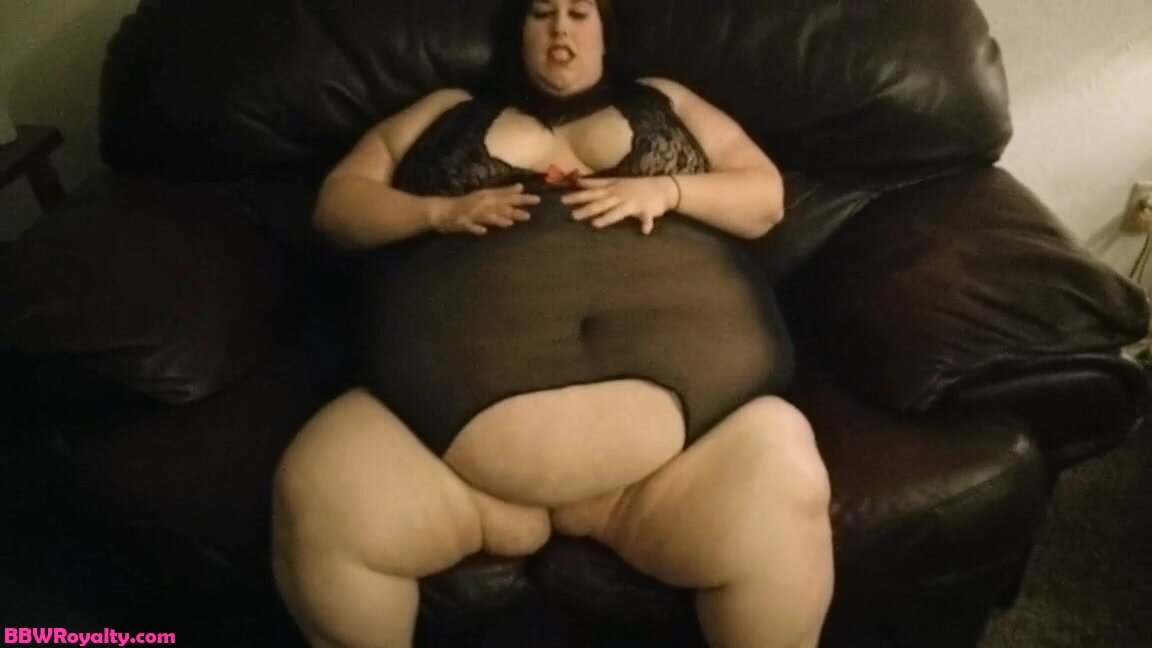 HBBW - Hanging Belly on the Couch