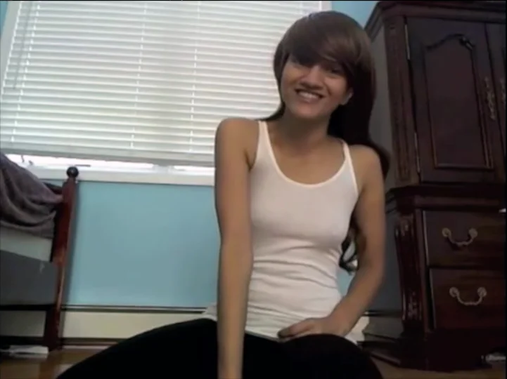 GIRL FARTING VIDEO ThisVidcom