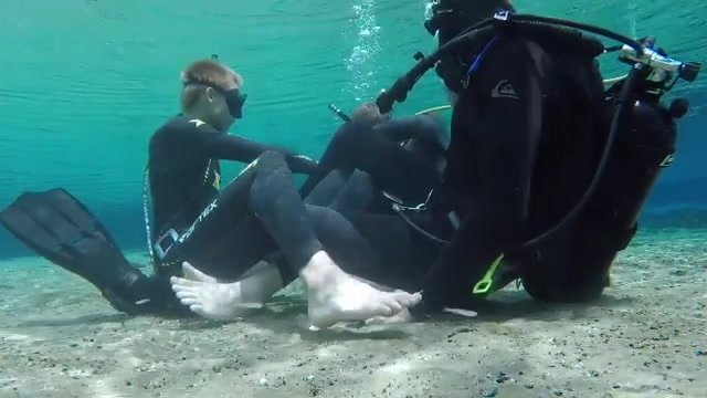 Underwater buddybreathing ends in fight