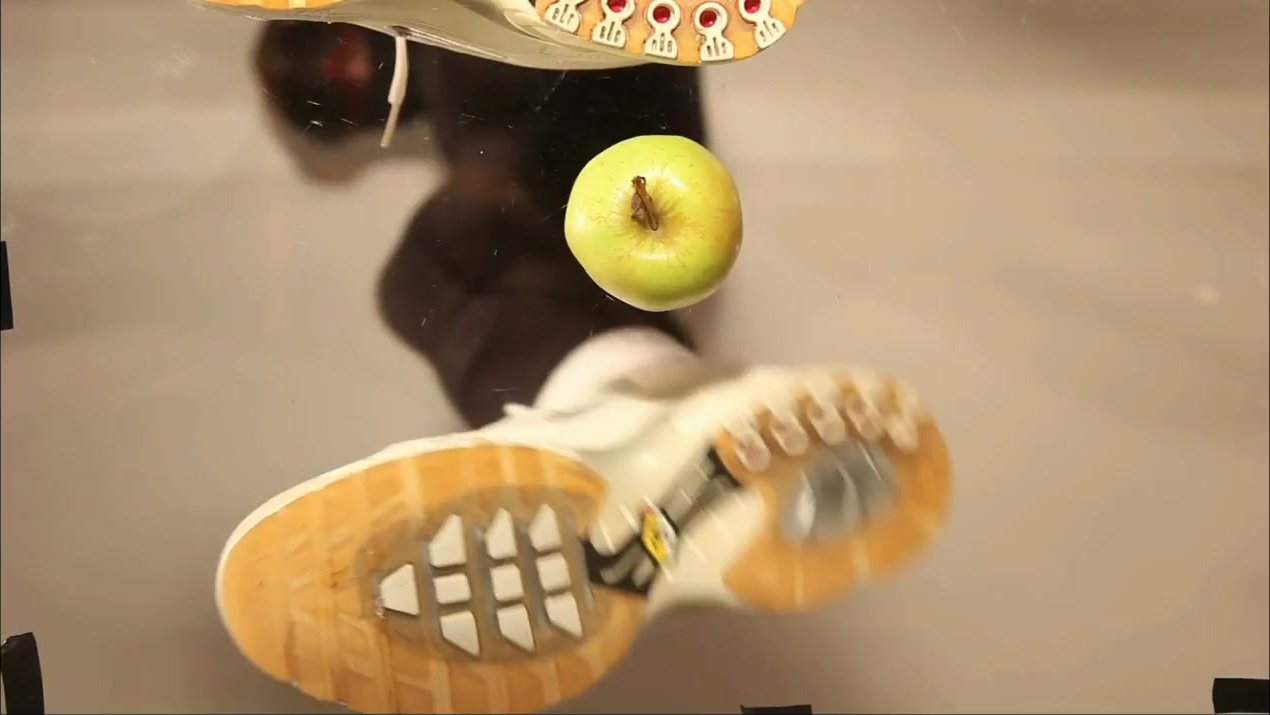 Nike TN and Apple Glass, [YouTube, 720p]