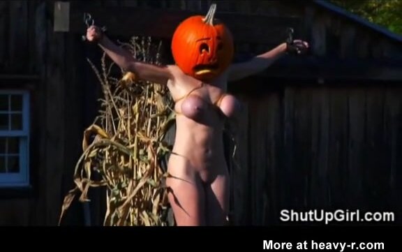 Happy Halloweeny Pumpkins - video 10