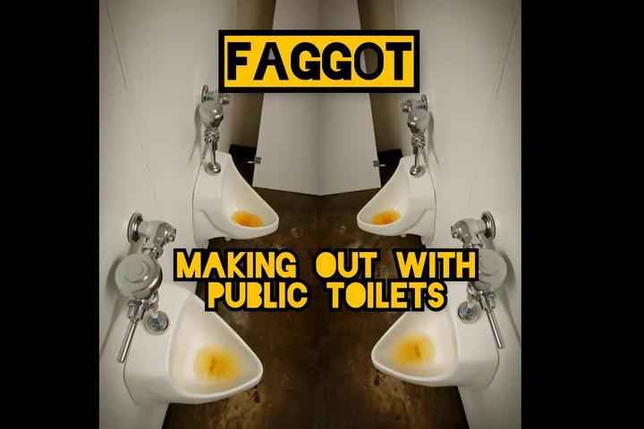 Erotic Pix Public toilet fuck