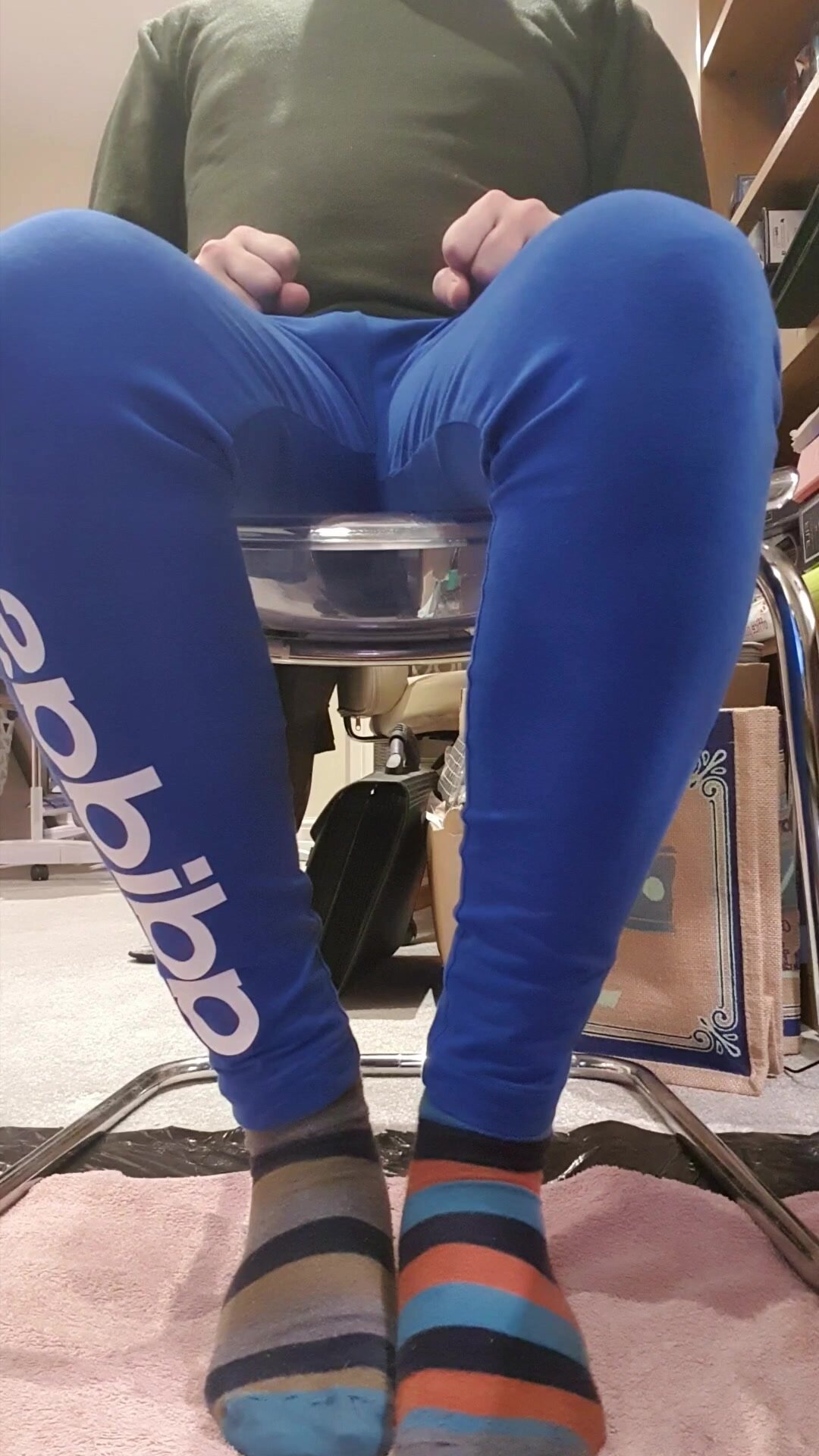 Wetting my blue leggings