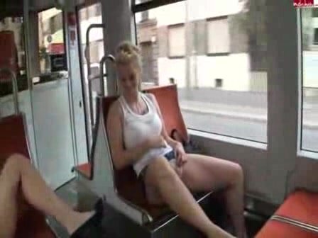 2 amateurs piss on a public tram
